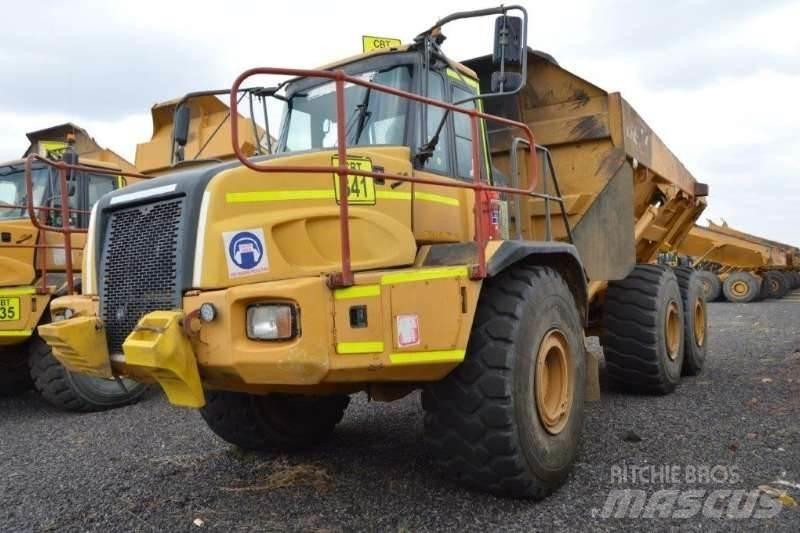 Bell B40D Articulated Haulers