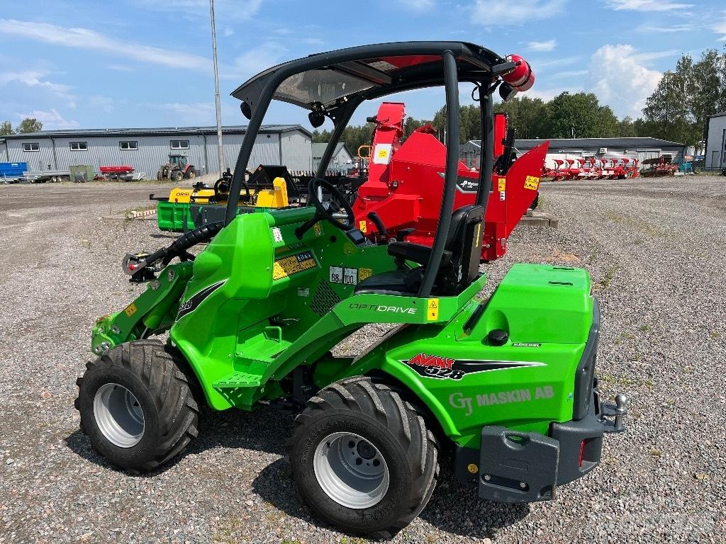 Avant 528 Multi-purpose loaders