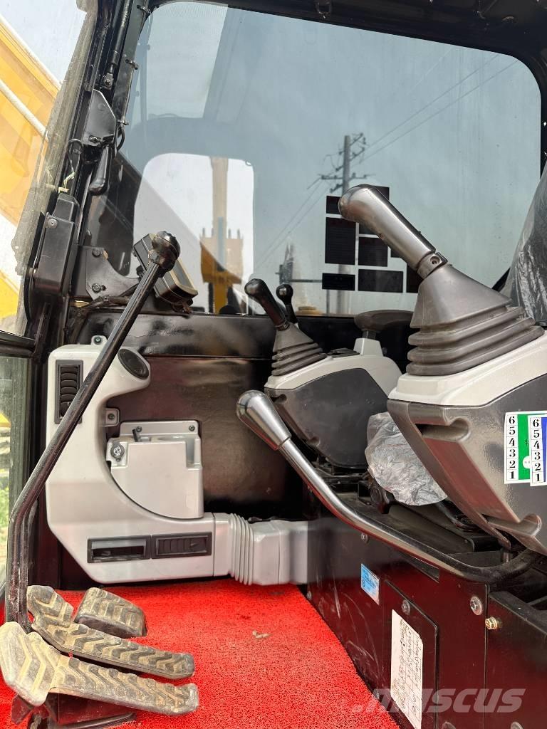 CAT 307E2 Mini excavators  7t - 12t