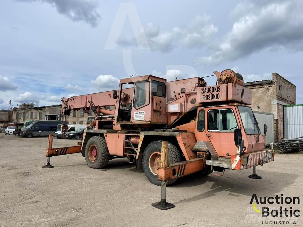 Grove AT 633 B All terrain cranes