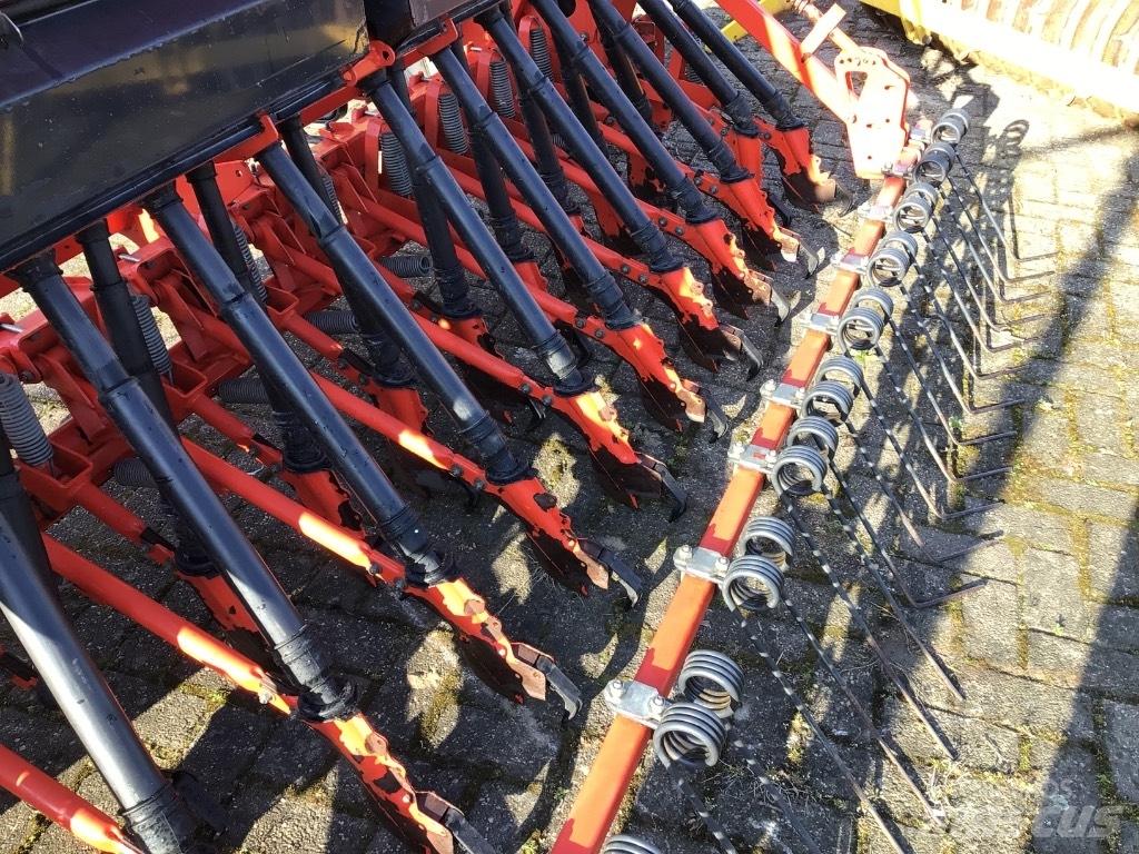 Kuhn Premia 300 Drills