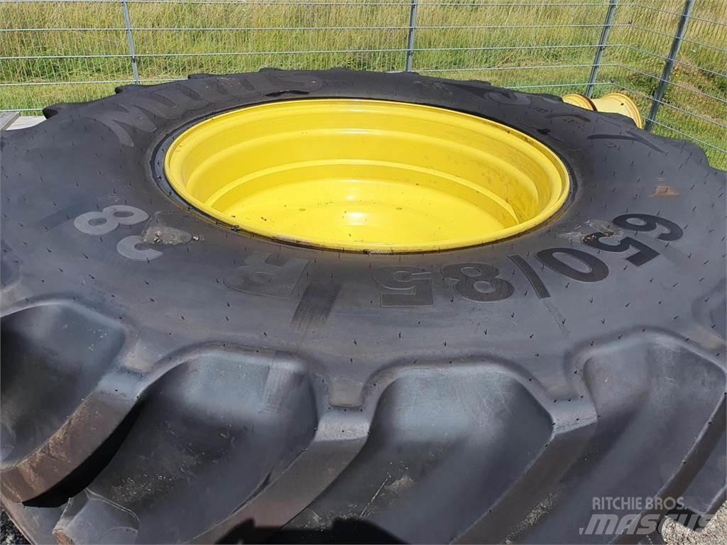 Mitas 650/85R38 x2 Tyres, wheels and rims