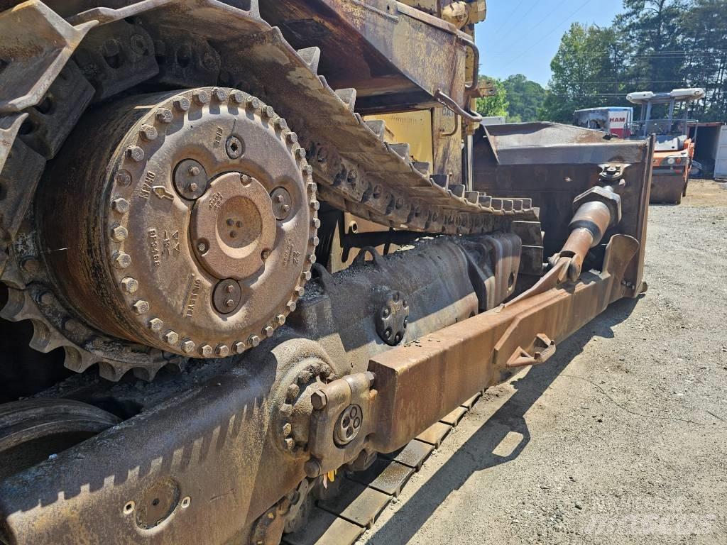 CAT D8L Crawler dozers