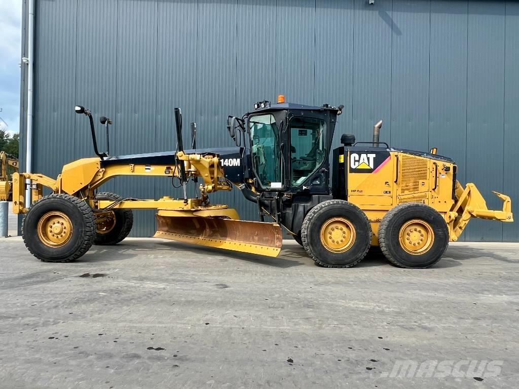 CAT 140M Graders