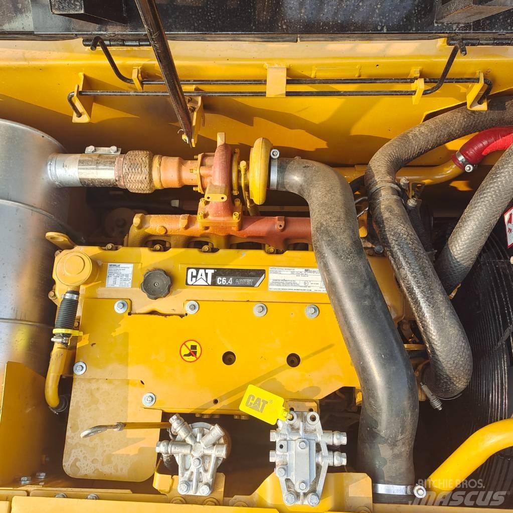 CAT 320D Crawler excavators