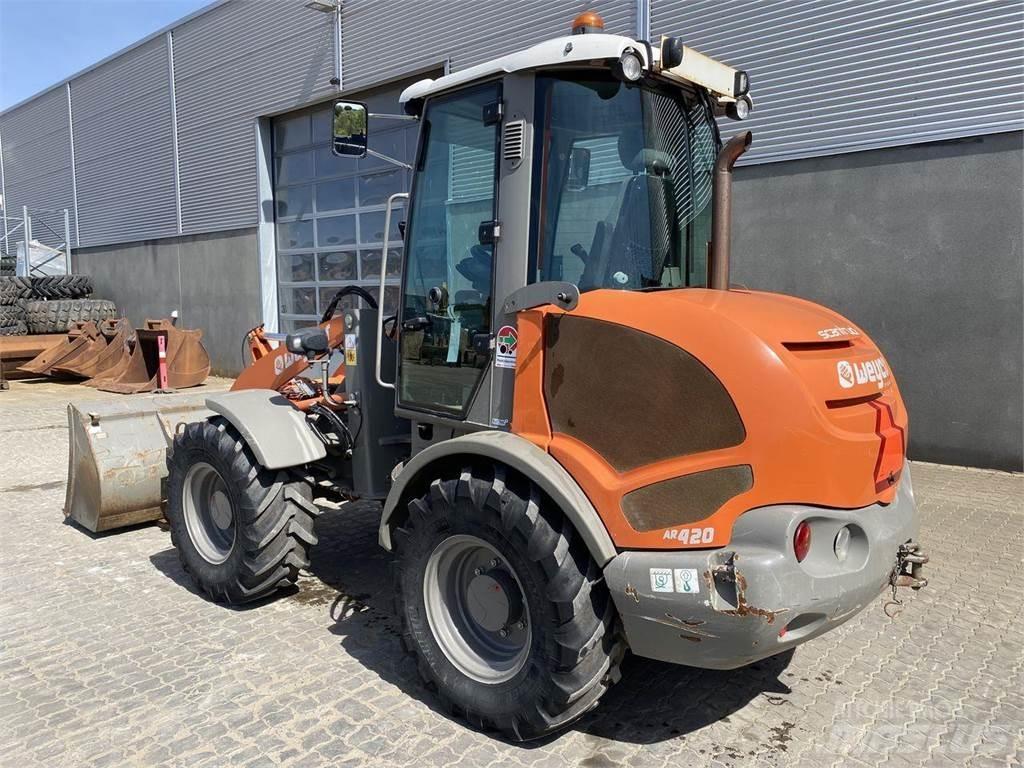 Weycor AR420 Multi-purpose loaders