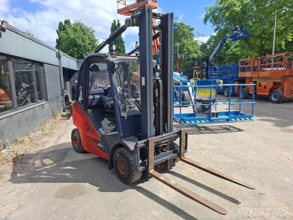 Linde H25T LPG trucks