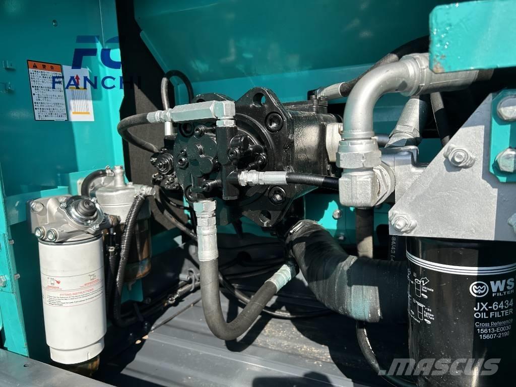 Kobelco SK 200 Crawler excavators