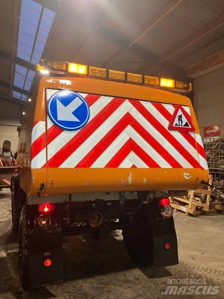Mercedes-Benz unimog Sweepers