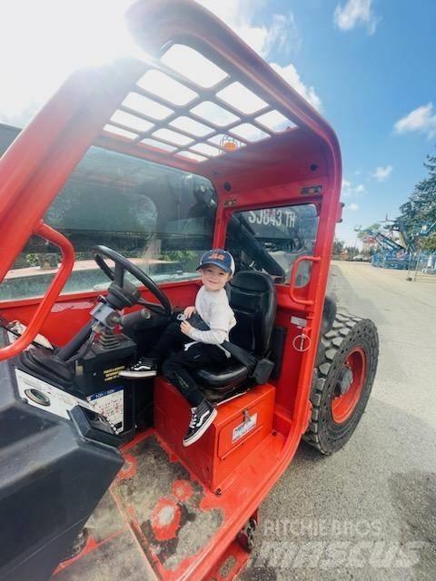 SkyJack SJ 843 Rough terrain truck