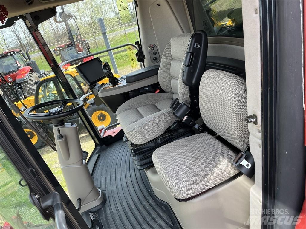 Case IH AF 7240 Combine harvesters