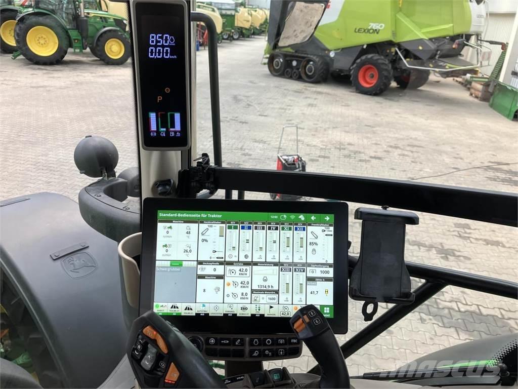 John Deere 6R 185 Tractors