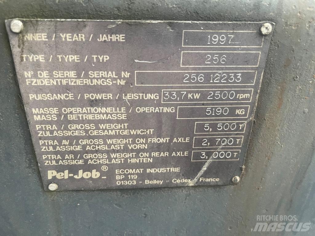  Peljop EW 256 Wheeled excavators