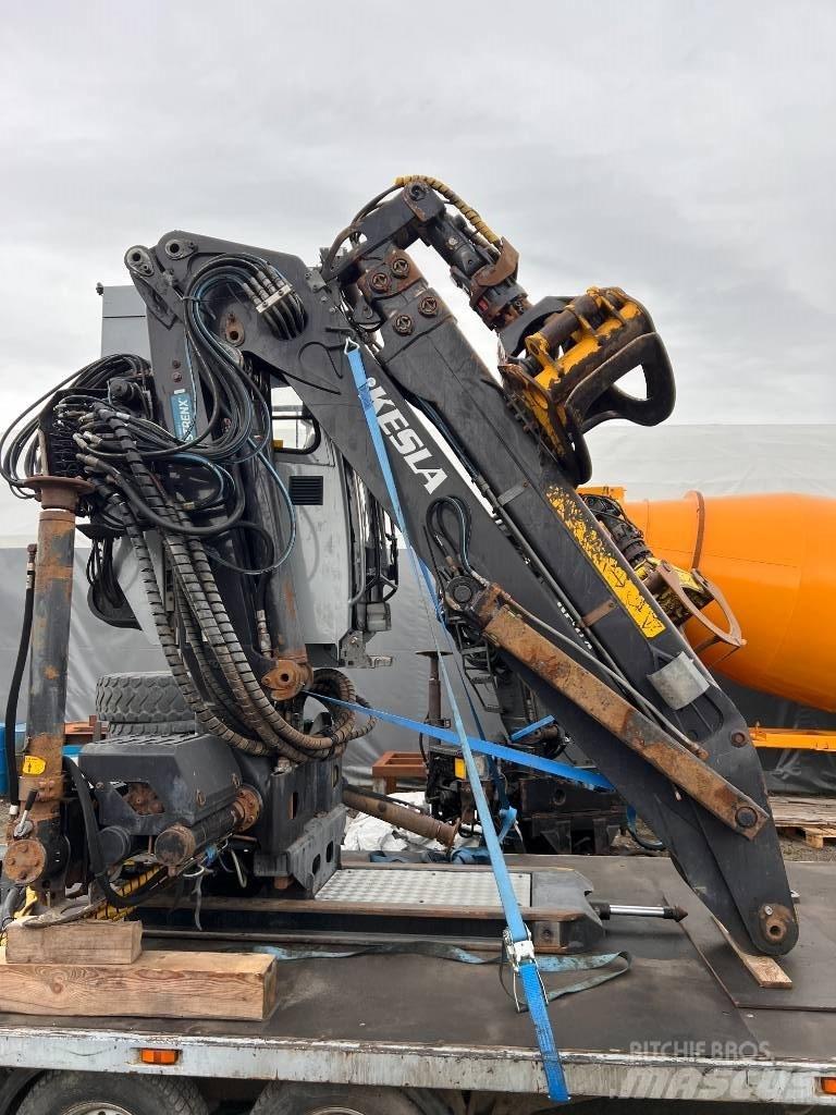 Kesla 2112ZT Timber cranes