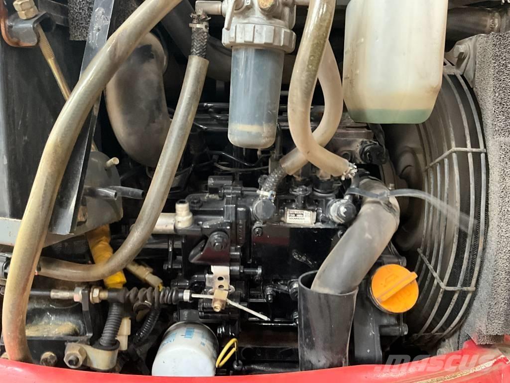 Takeuchi TB 215 R Mini excavators < 7t (Mini diggers)