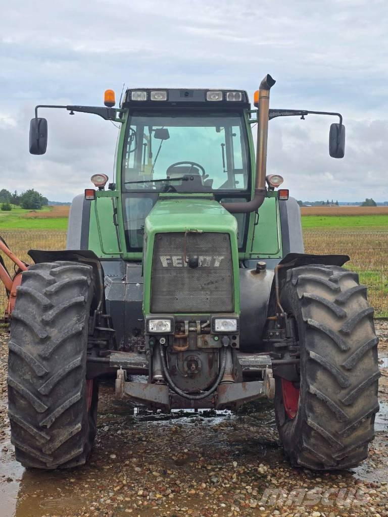 Fendt Favorit 824 Tractors