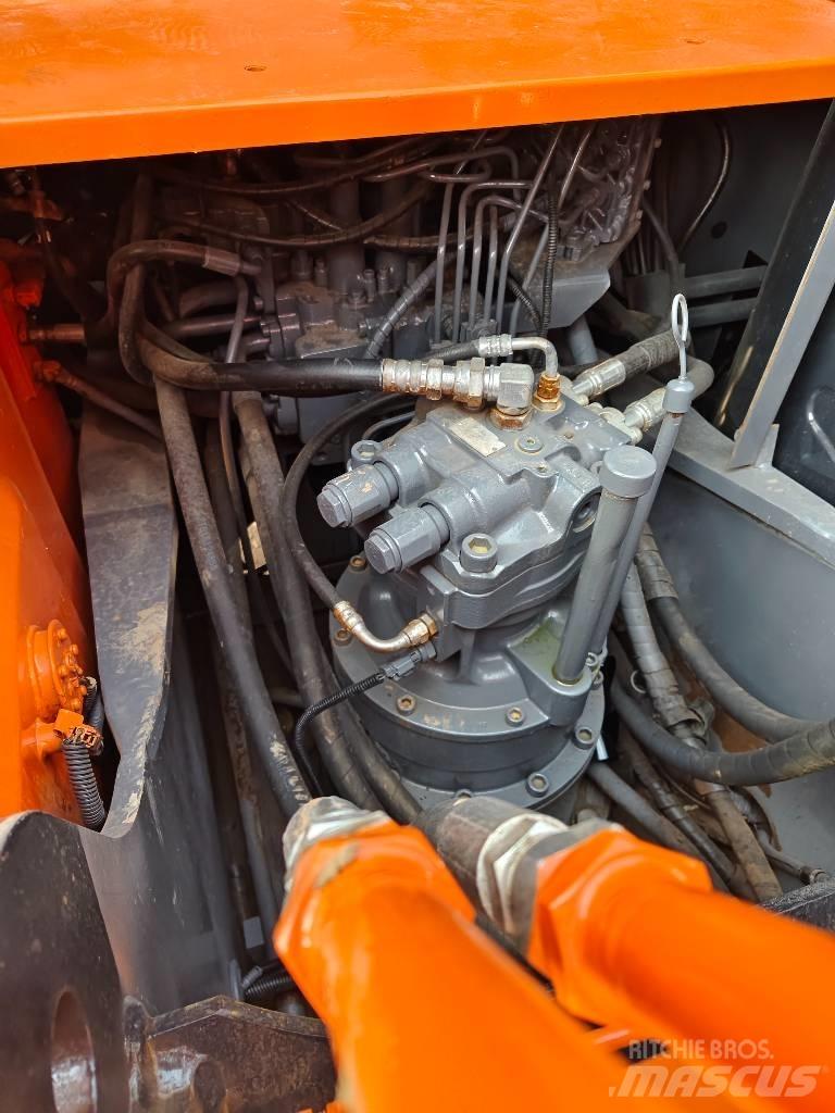 Hitachi ZX 130 LC Crawler excavators