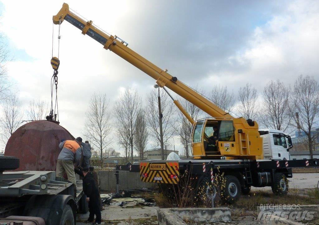 Hidrokon HK 30 18 T2 All terrain cranes