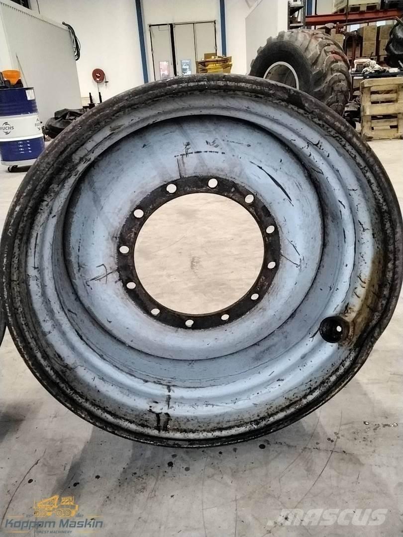 Valmet 901 20x34 Tyres, wheels and rims