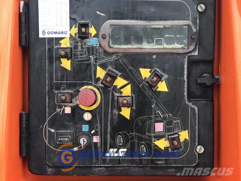 JLG 460 SJ Articulated boom lifts