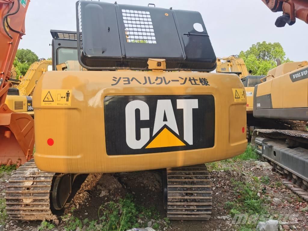 CAT 320 D2 Crawler excavators