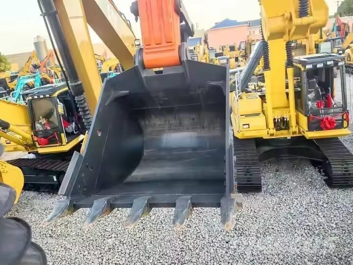 Doosan DX 300 LC Crawler excavators