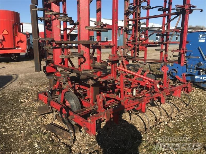  - - - 5M SÅBEDSHARVE Harrows