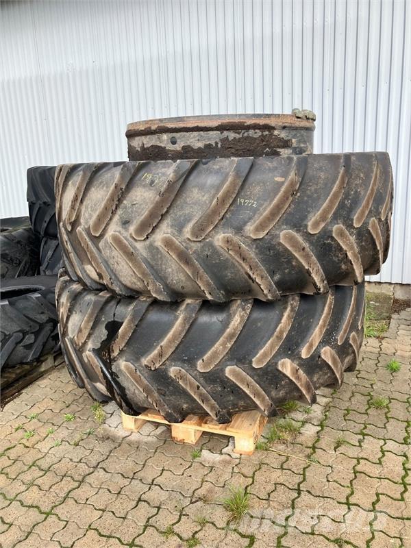  - - - 650/65X42 Tyres, wheels and rims