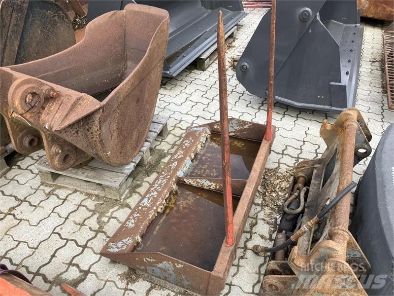  - - - BALLESPYD SÆT Front loader accessories