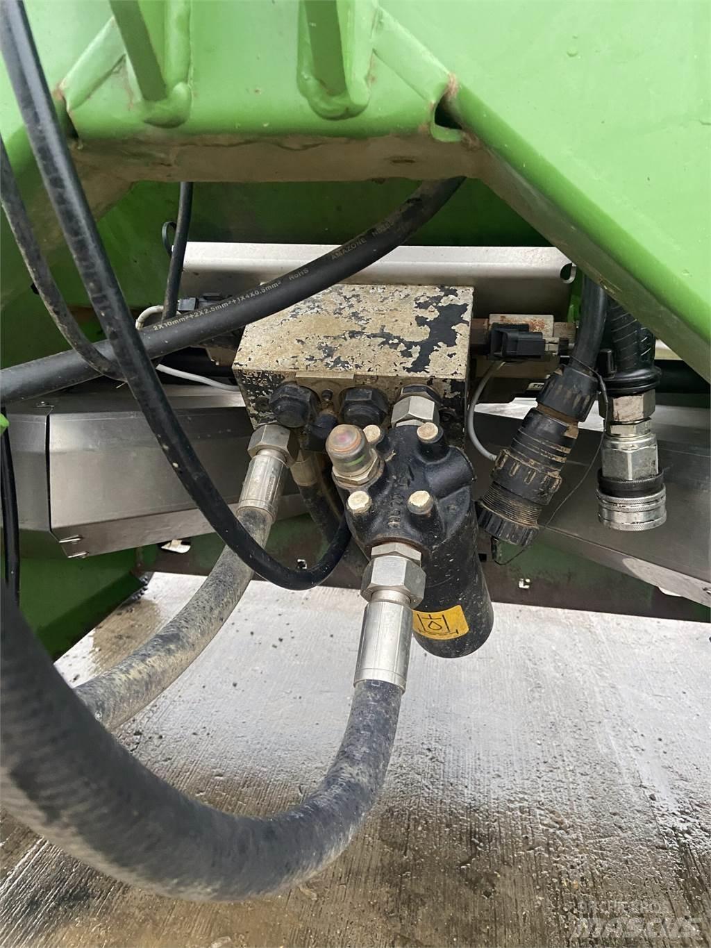 Amazone ZA-TS4200 Fertilizer sprayers