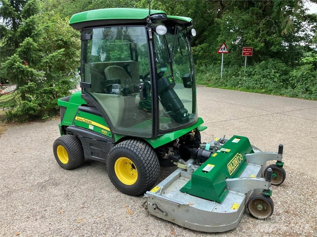 John Deere 1585 Riding mowers