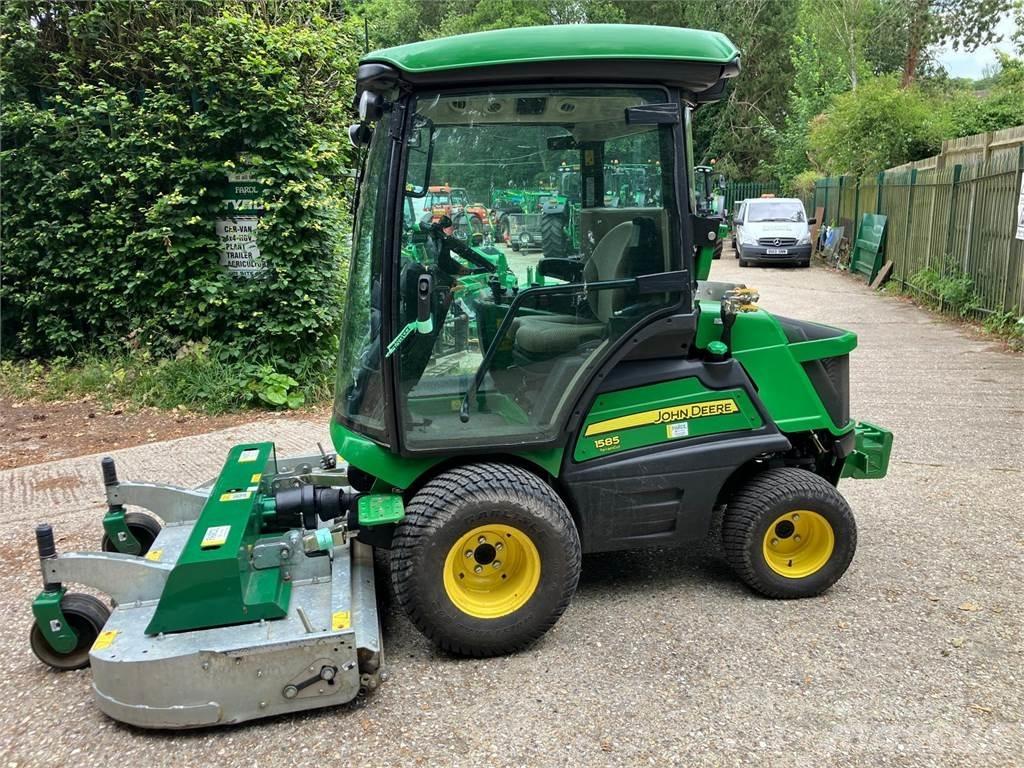 John Deere 1585 Riding mowers