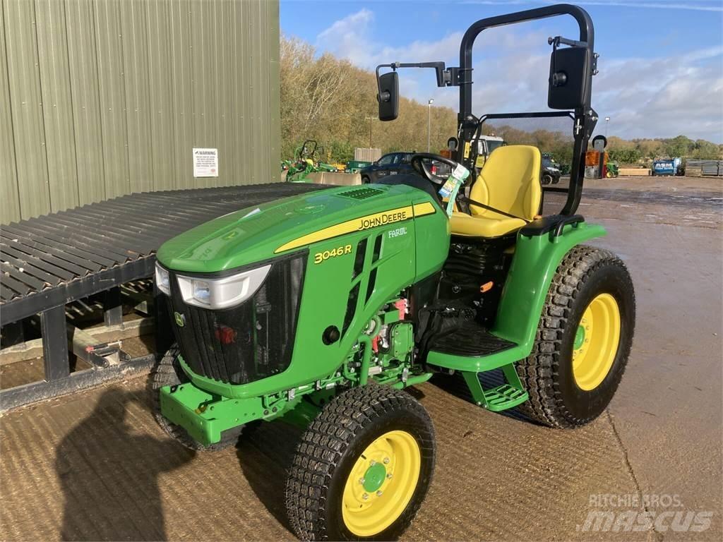 John Deere 3046R Compact tractors
