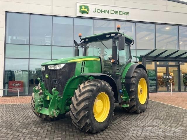 John Deere 7310R Tractors