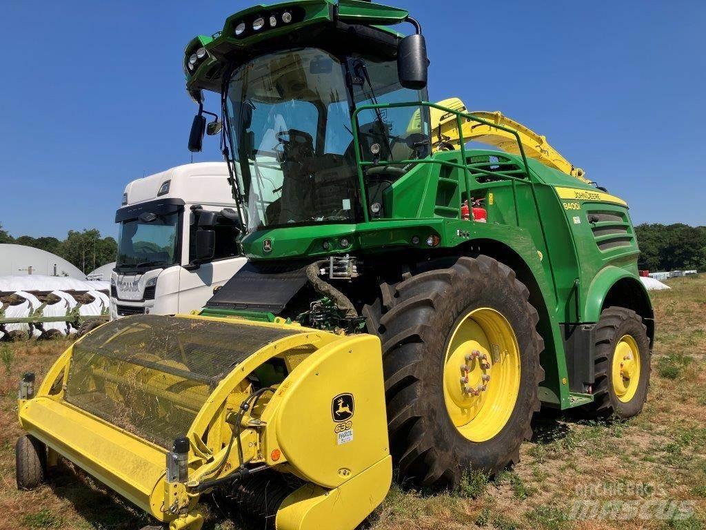 John Deere 8400i Forage harvesters