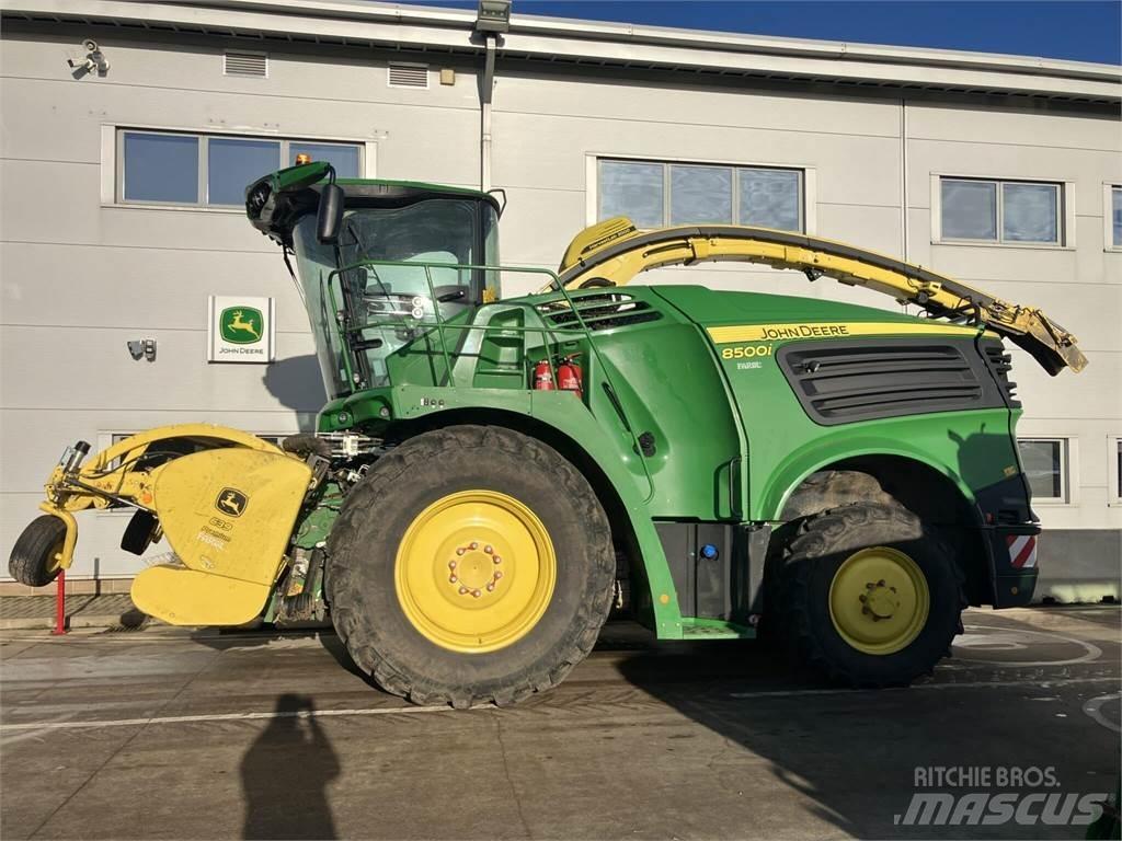 John Deere 8500i Forage harvesters