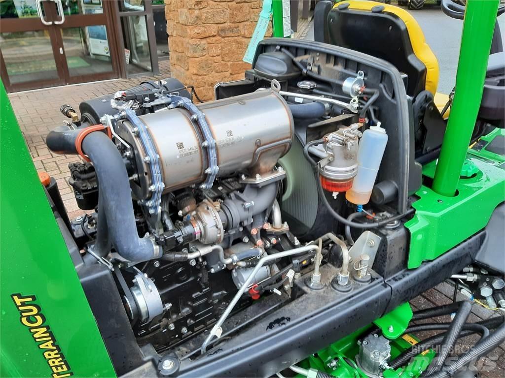John Deere 8800A Walk-behind mowers