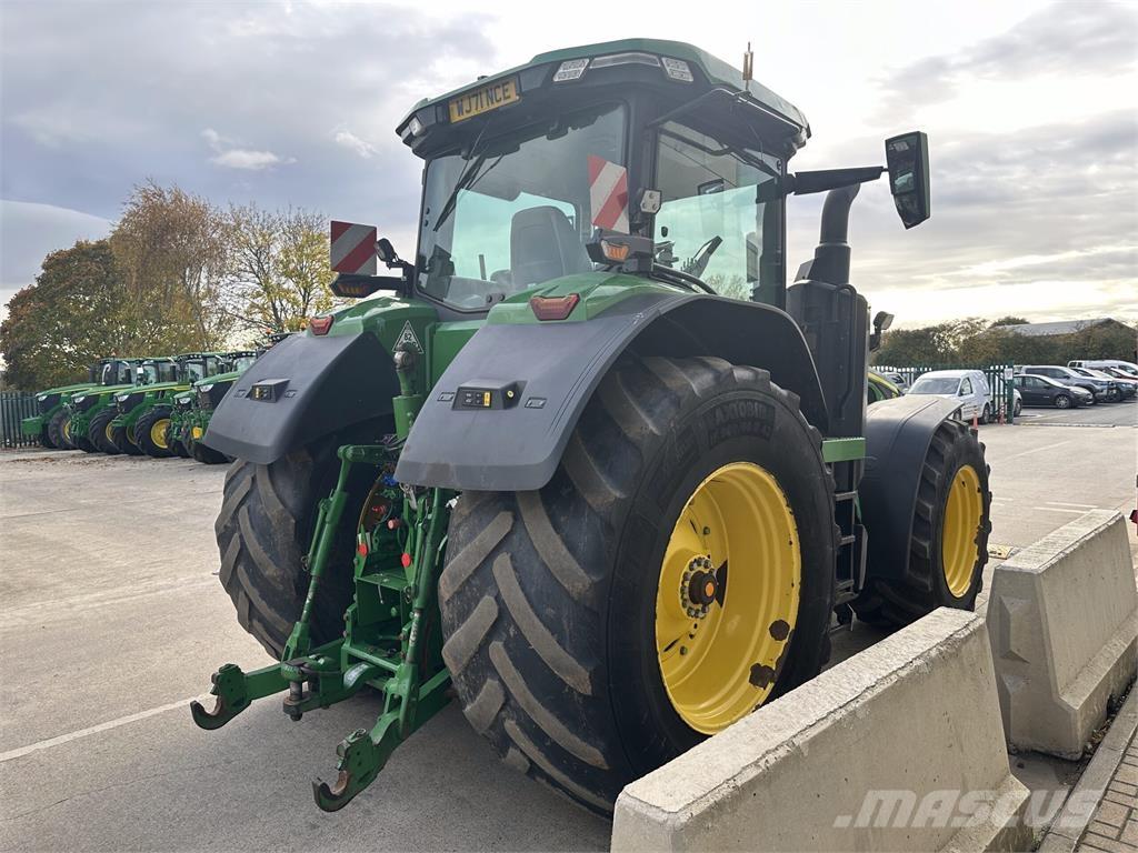 John Deere 8R 370 Tractors