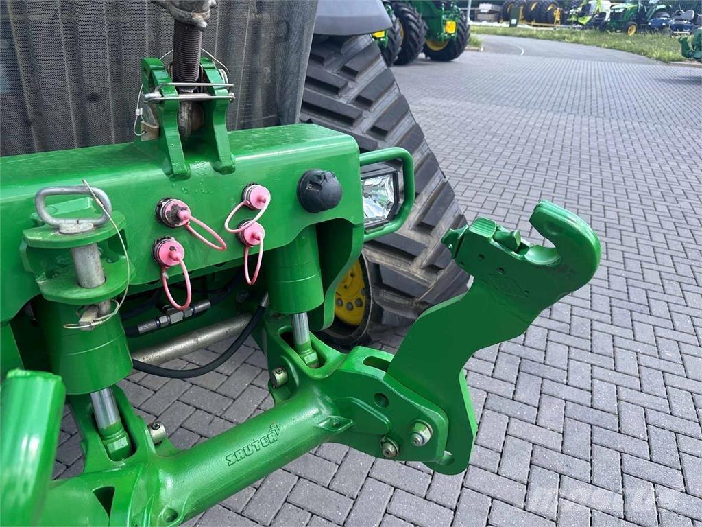 John Deere 8RX 370 Tractors