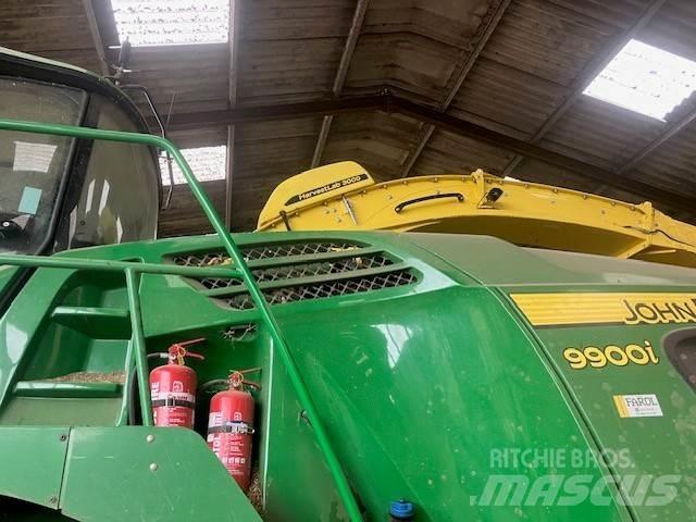 John Deere 9900 Forage harvesters
