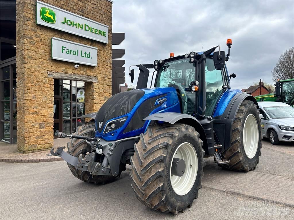 Valtra T234D Tractors