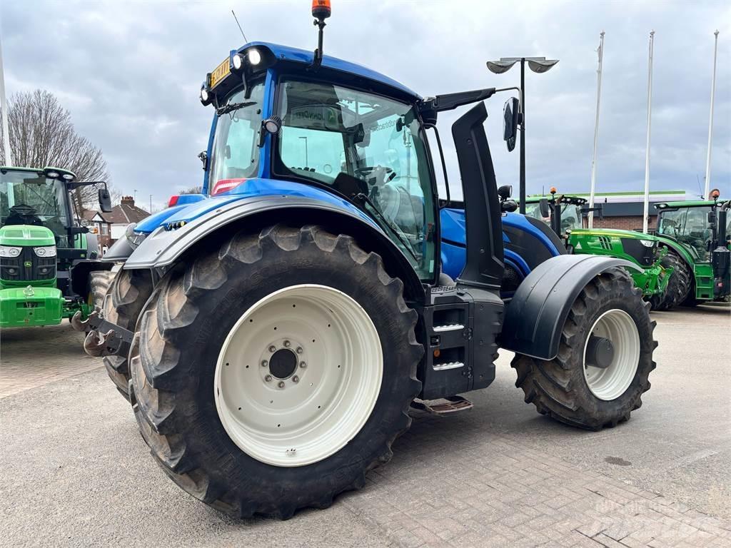 Valtra T234D Tractors