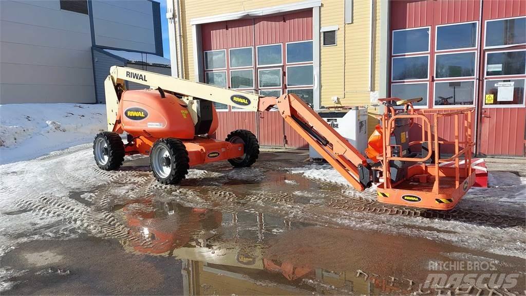 JLG 600AJ Articulated boom lifts