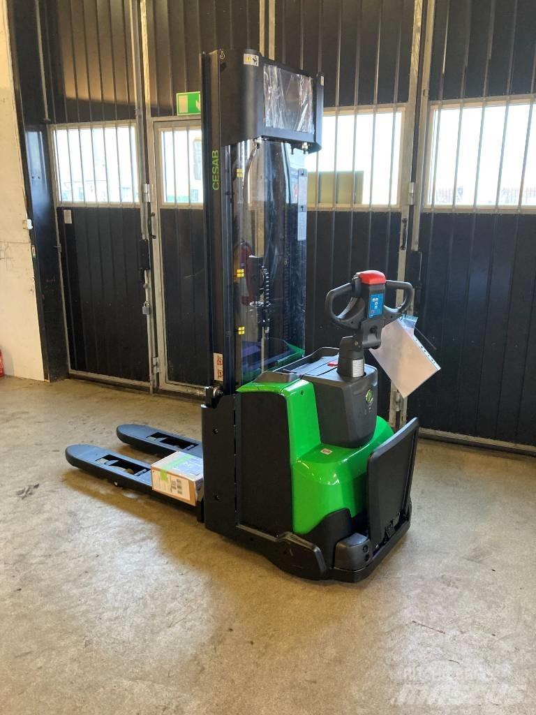 Cesab S 212 L Pedestrian stacker