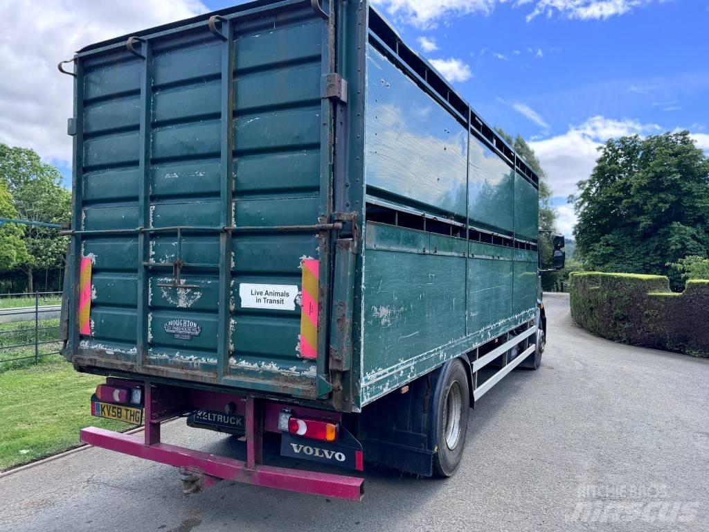 Volvo FL 240 Livestock trucks