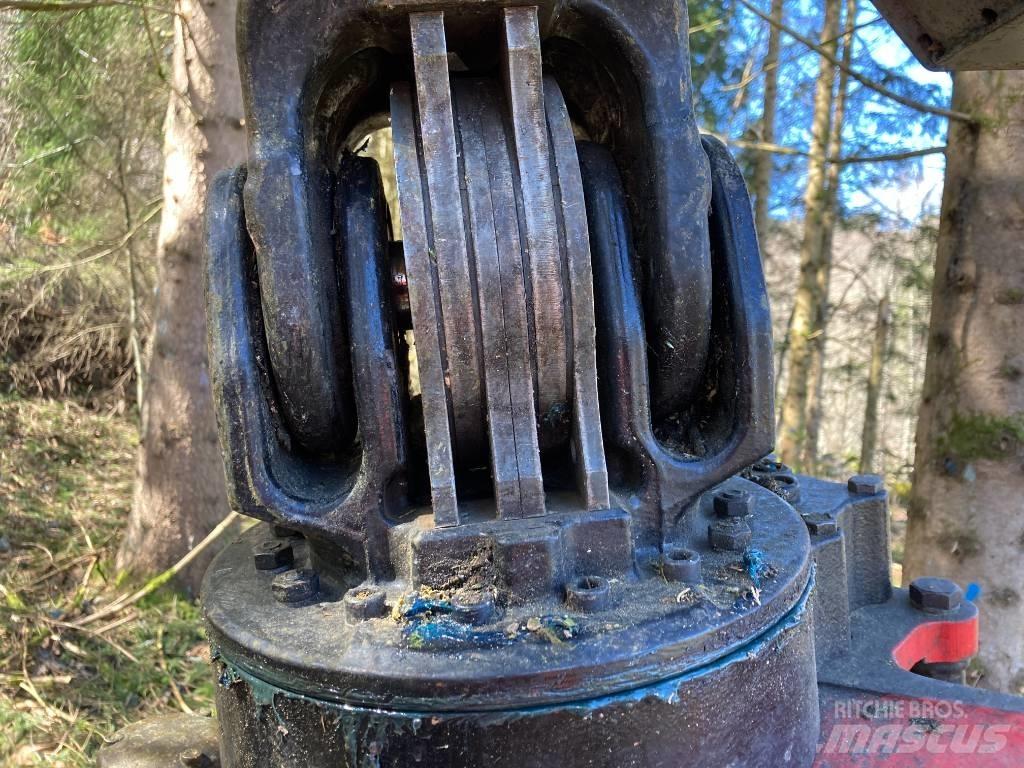 Komatsu C 144 Harvester heads