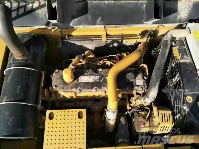 CAT 324 Crawler excavators