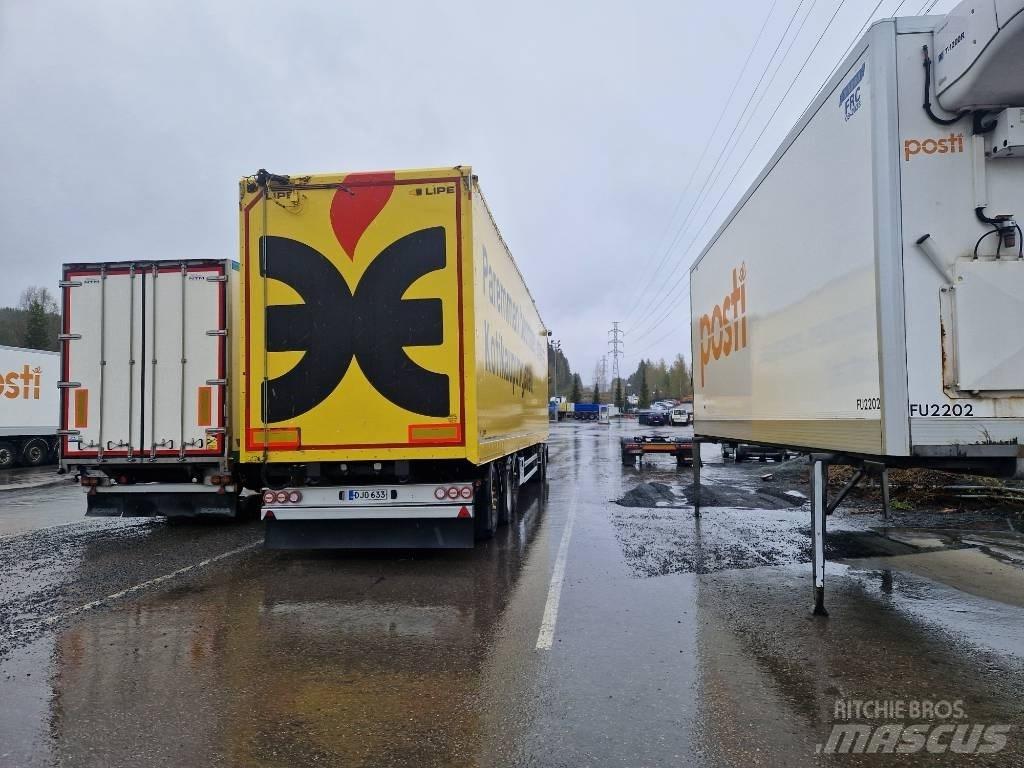 Lipe Sivukippi Wood chip trailers