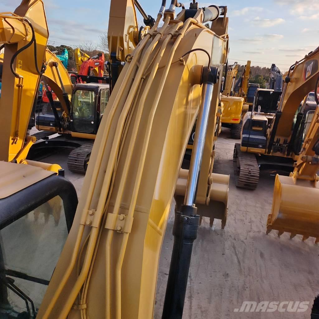 CAT 320 D Crawler excavators