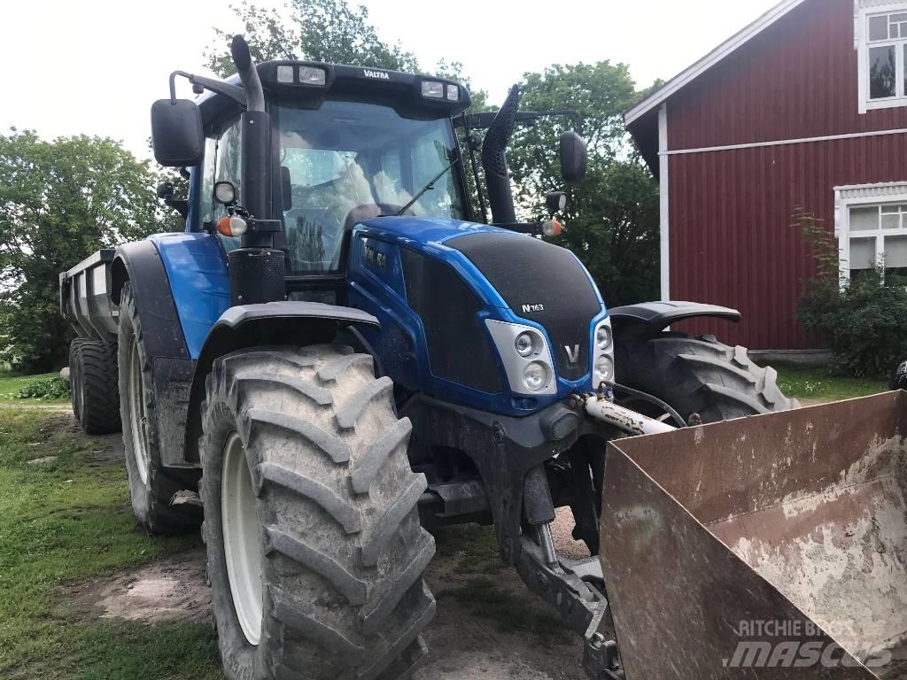 Valtra N163 Tractors